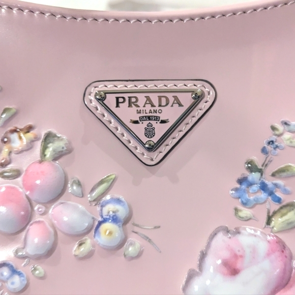 💯🩷PRADA CLEO🩷Hobo bag purse in pink nude - Picture 4 of 11